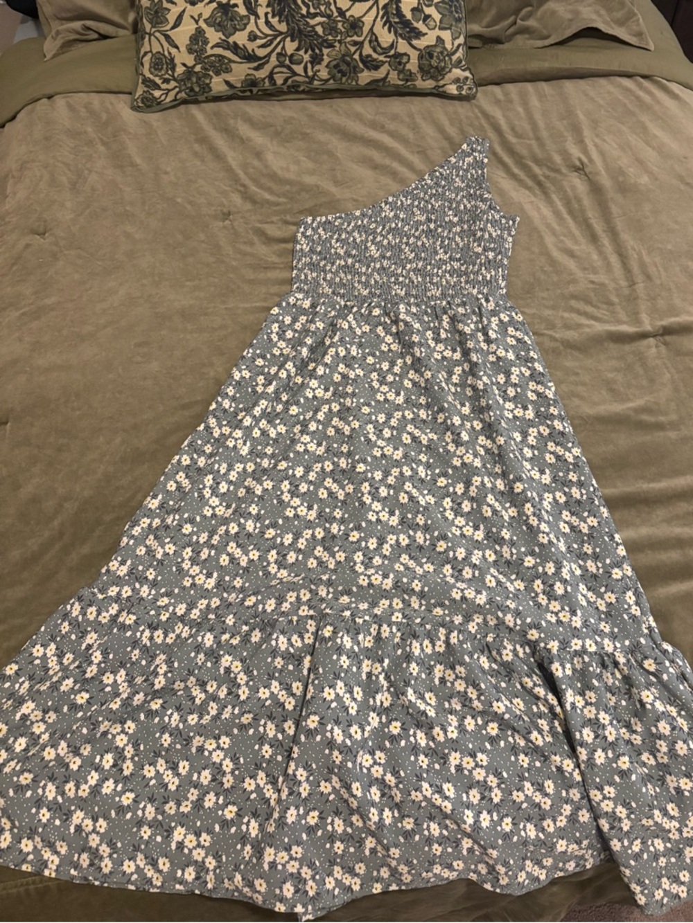 One-Shoulder Blue Floral Midi Dress